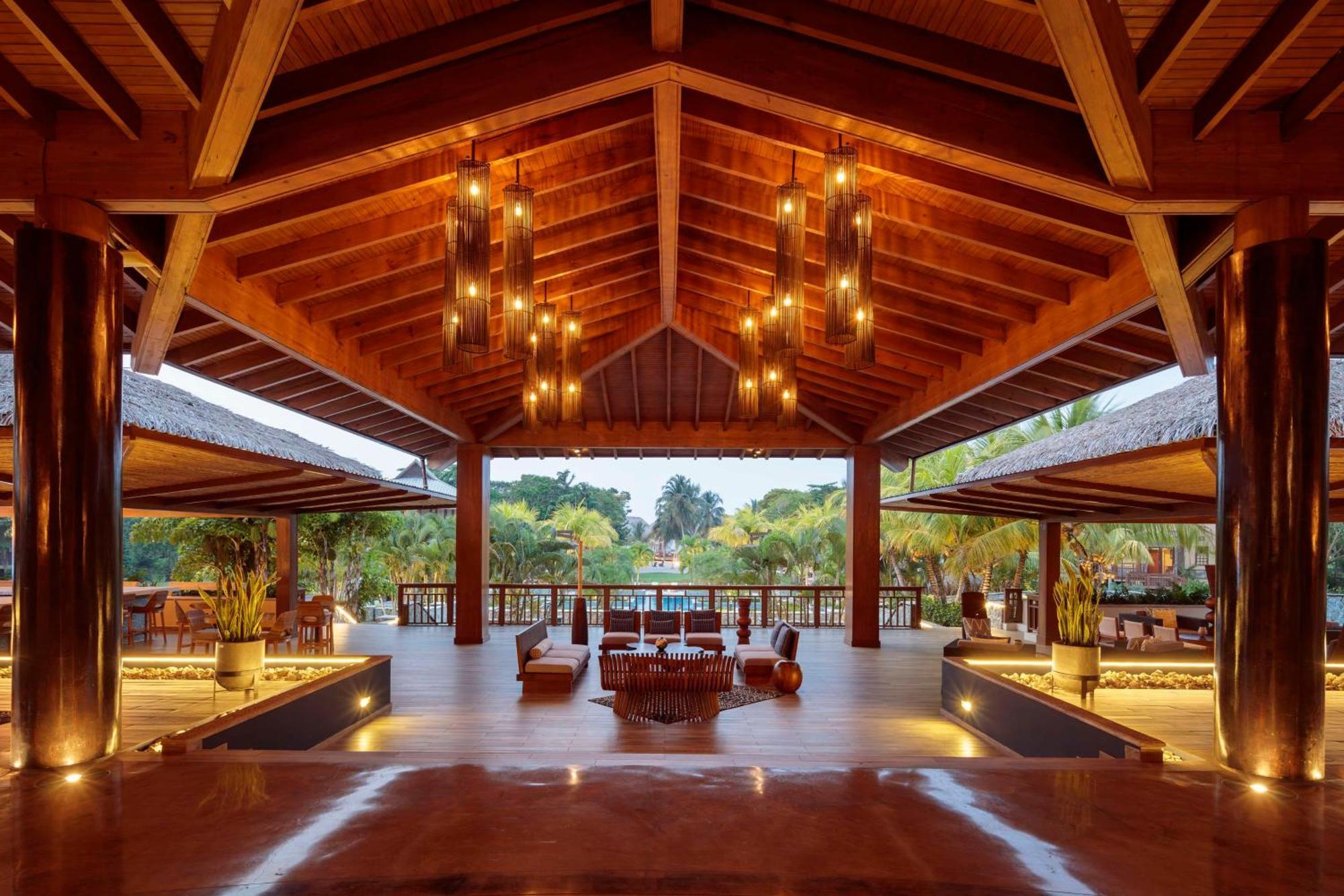 Indura Beach&Golf Resort Curio Collection By Hilton Tela Esterno foto
