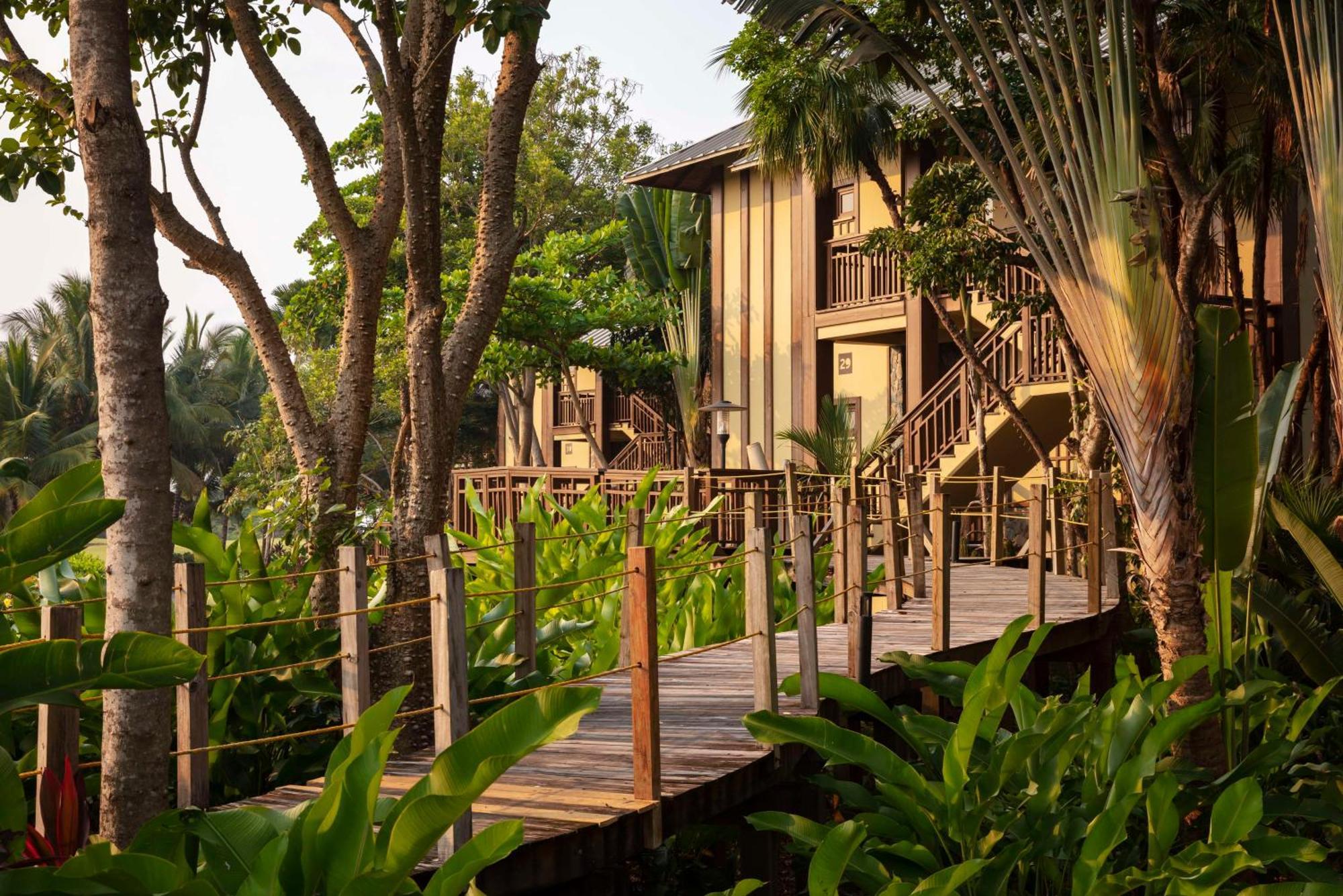 Indura Beach&Golf Resort Curio Collection By Hilton Tela Esterno foto